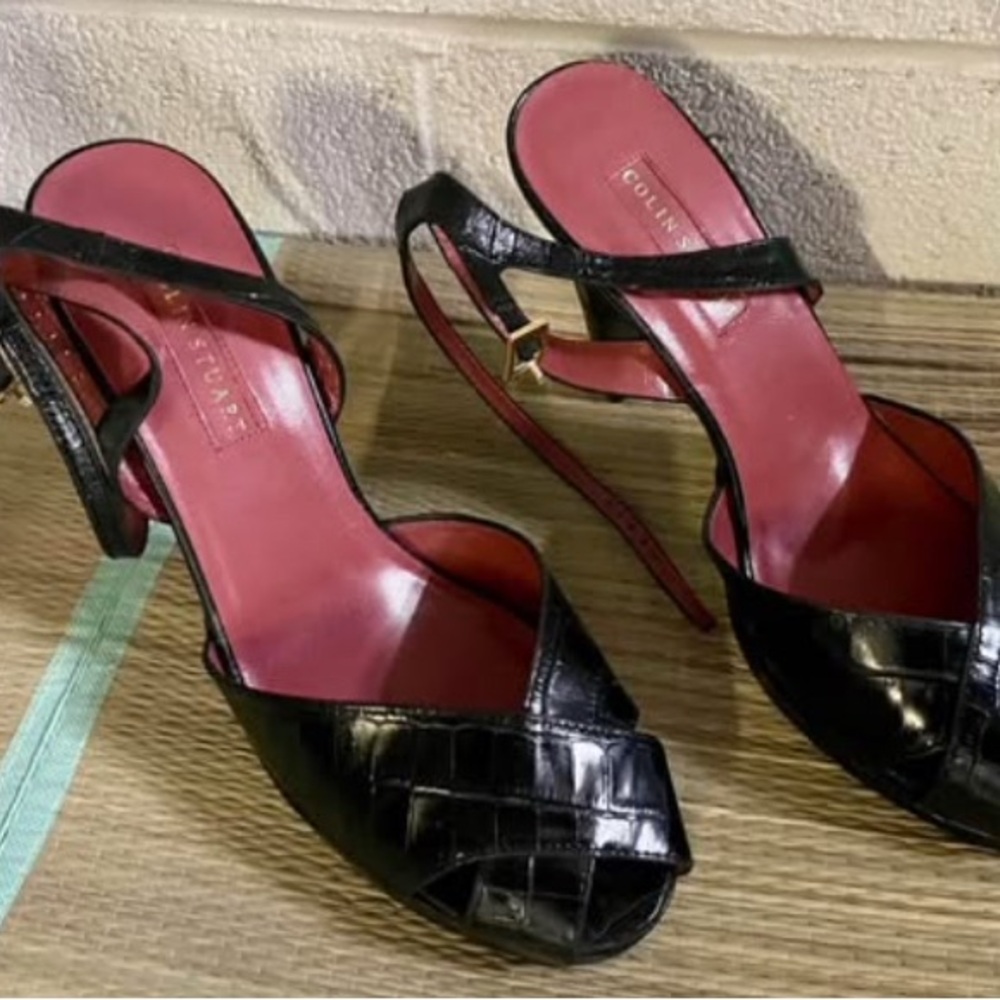 Black Heels with Adjustable Slingback and Peep-Toe